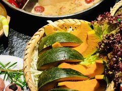 -大龙燚·旷野鲜火锅(广州首店)
