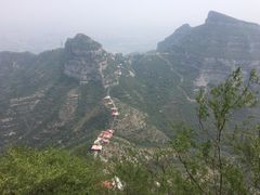 -抱犊寨风景区