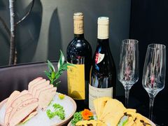 -鲜入唯煮·港式海鲜牛肉火锅(金宝街店)