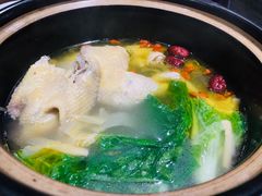 土鸡煲-国生茶庄·地道农家菜团建活动
