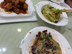 -东四民芳餐厅(世茂工三店)