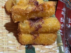 -老牌坊云南鱼豆花火锅(爱建店)