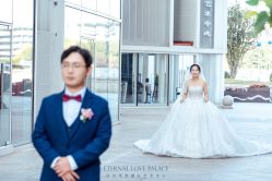 点击看大图 -伯瓷皇后婚纱艺术空间