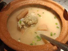-小凤庭·地道湖北菜武昌鱼·藕汤(38年黄鹤楼店)