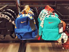 -NIKE北京马连道换季优惠店