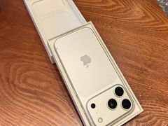 -Apple零售店(深圳益田假日广场店)