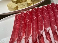 -海底捞火锅鲜切牛肉主题店(长寿路店)