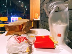 -麦当劳(宝山大厦店)