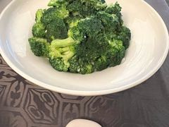 -粤尚腾香居中餐厅(首都机场希尔顿店)