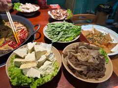 -齐二姐老火锅(红旗厂店)
