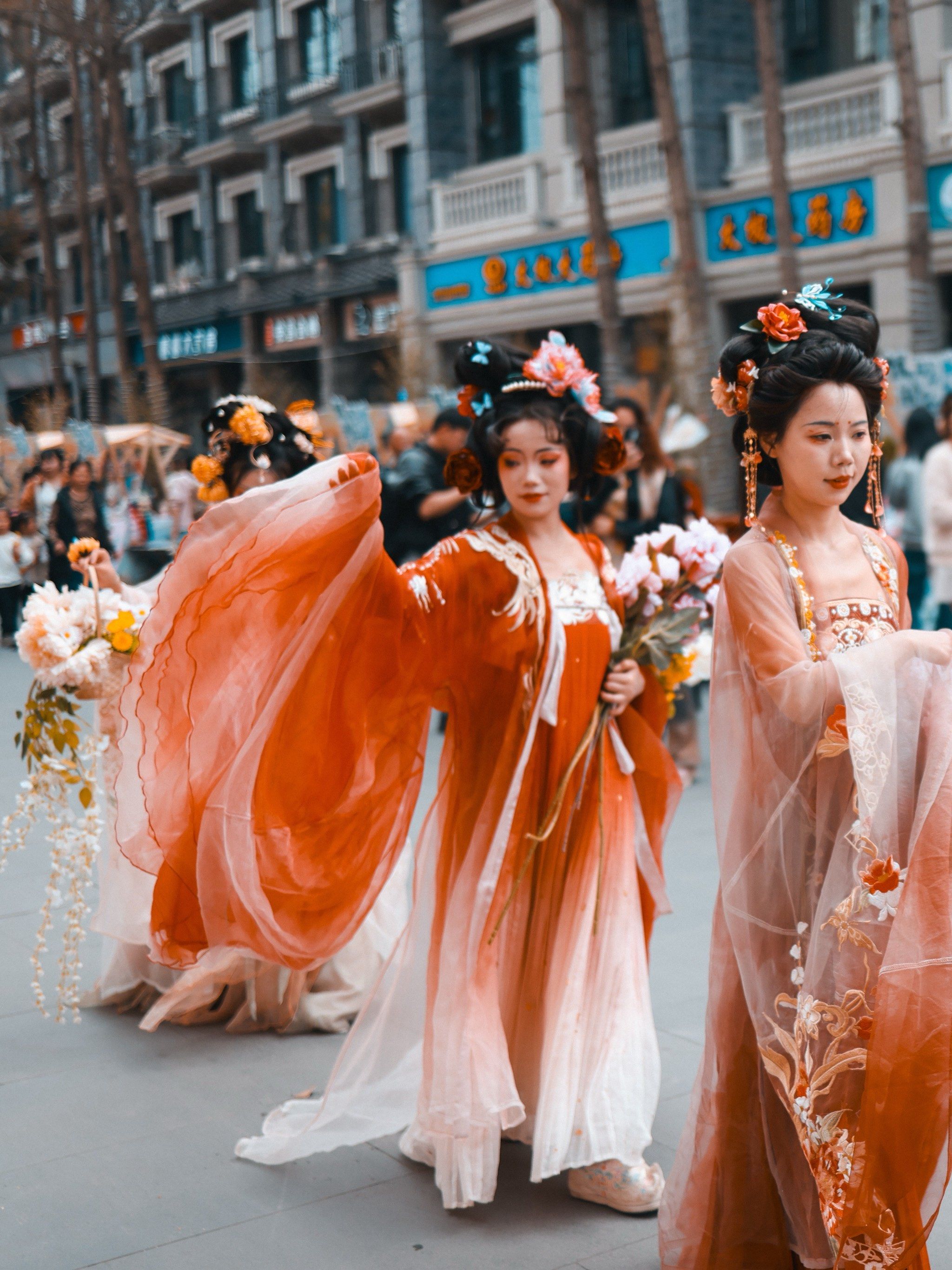 城厢古城十二花神汉服巡游