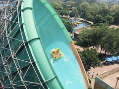 -欢乐水魔方水世界