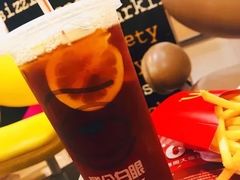 -麦当劳(杭州西湖银泰百货店)