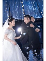 -MECCI婚礼摄影跟拍(红东方广场店)