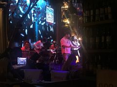 -胡桃里音乐酒馆(环亚凯瑟琳广场店)