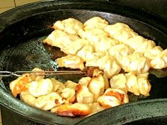 -黄阿姨锅贴大王(万航渡路店)