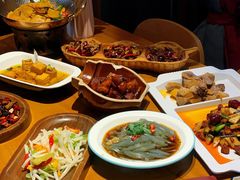 -隔壁老王·家常云南菜(花巷店)