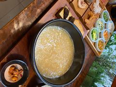 -银米·云南传统过桥米线(双廊黑金冠店)