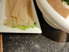 -山城鼎重庆老火锅(西安钟楼店)