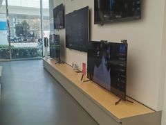 -华为授权体验店(中山公园来福士)