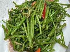 椒丝腐乳炒空心菜-肥仔文澳门猪骨煲(南京西路店)