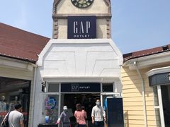 -GAP(王府井奥莱·香江小镇店)
