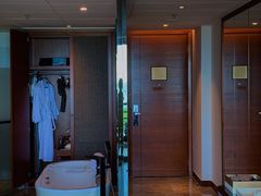 -三亚湾海居铂尔曼度假酒店