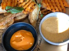 -HIGH FIVE哈福手工汉堡(桂林路店)