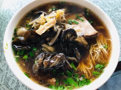 焖蹄素浇面-美味斋(西北街店)