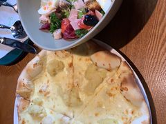 -JINNS锦时 steak&pizza(浸信会礼拜堂旧址店)
