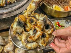 -围炉肉舍•炭烤活鳗•丹东海鲜烤肉(步行街店)