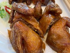 脆皮乳鸽-悦海楼(三衢路店)