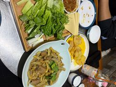 -东北农家院·铁锅炖(莘庄店)