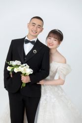 -雪中彩影婚纱摄影·微光艺术中心