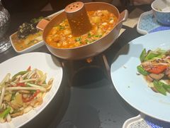 -桥边小楼·手工云南菜·古城观景小楼