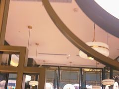 大堂-新白鹿餐厅(金鹰新街口店)
