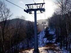 -亚布力新体委滑雪场