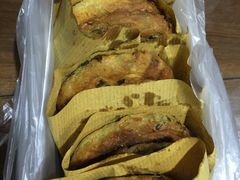 葱油饼-广慈小吃铺沪味佳饭堂