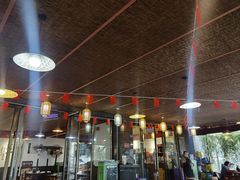 大堂-岳记兴隆·青城腊排铜火锅(融创店)
