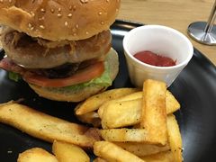 -HELLO 27 意面·沙拉·帕尼尼