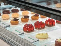 -潮一不贰·法式甜品·生日蛋糕·西式简餐(外滩店)