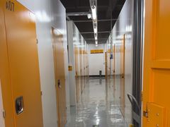-安东易迷你仓自助寄存仓库(淞虹路店)