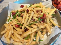 -巴厘龙虾·榜首油焖大虾(音乐学院·沿江酒馆店)
