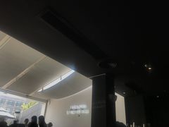 -UNI UNI(环亚凯瑟琳店)