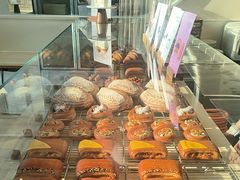 -VERIE BAKEHOUSE