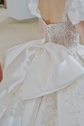 -派丽莫Pellimo原创设计婚纱品牌