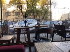 露天位-大书房咖啡(中传国交店)