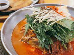 -喇喇排骨火锅·传统韩式脊骨汤(望京西园总店)