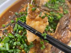 四明湖鱼头-品雅轩农家乐