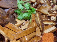 卤拼-灶东家民间菜(回兴店)